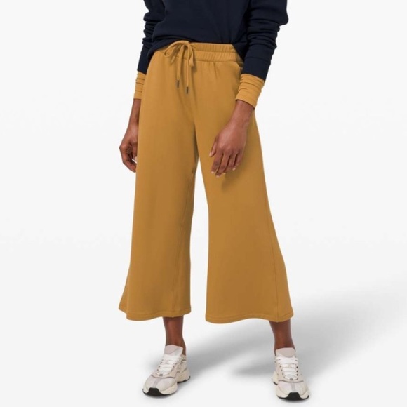 Lululemon Bound to Bliss High-Rise 7/8 Pant Wide Leg Spiced Bronze Orange Yellow - Picture 1 of 10
